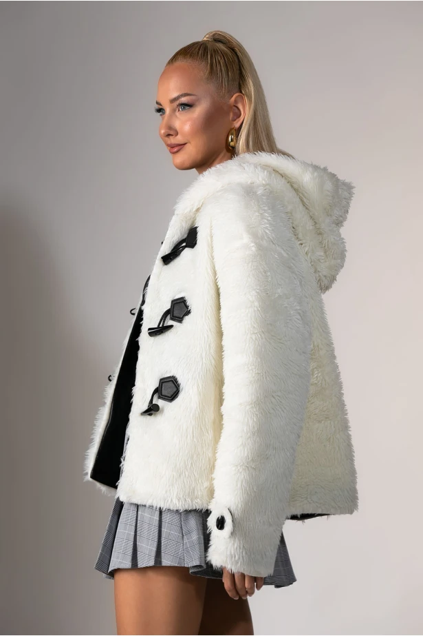 Jacket απο συνθετική γούνα και κουκούλα λευκό