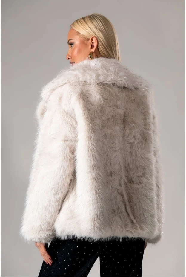 Γούνινο jacket με ιριδίζουσες λεπτομέρειες εκρού