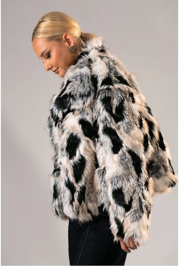 Γούνινο jacket cow print εκρού-μαύρο