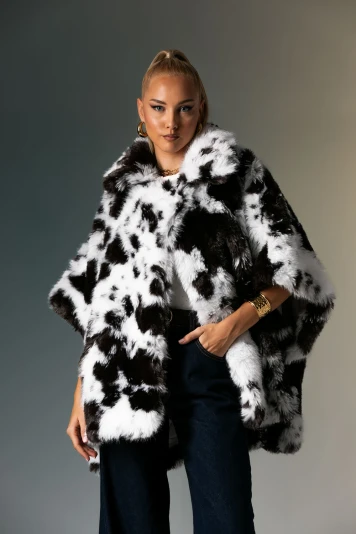 Γούνινη κάπα cow print μαύρο