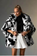 Γούνινη κάπα cow print μαύρο Γούνινη κάπα cow print μαύρο