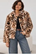 Γούνινο τζάκετ animal print με γιακά μπεζ