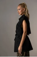 Jacket σουέντ αμάνικο με κρόσια μαύρο Jacket σουέντ αμάνικο με κρόσια μαύρο