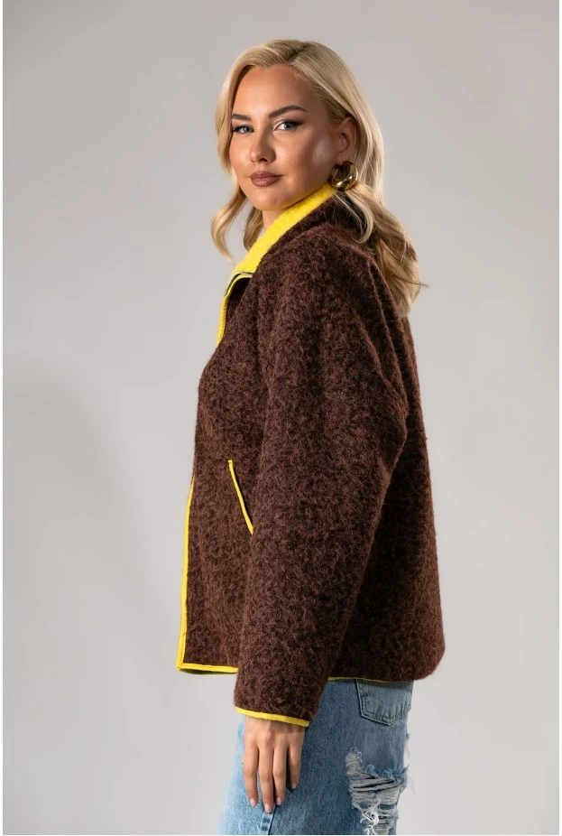 Jacket μπουκλέ με κίτρινες λεπτομέρειες καφέ