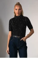 Πλεκτή κοντομάνικη μπλούζα με ψηλό λαιμό και πέρλες μαύρο