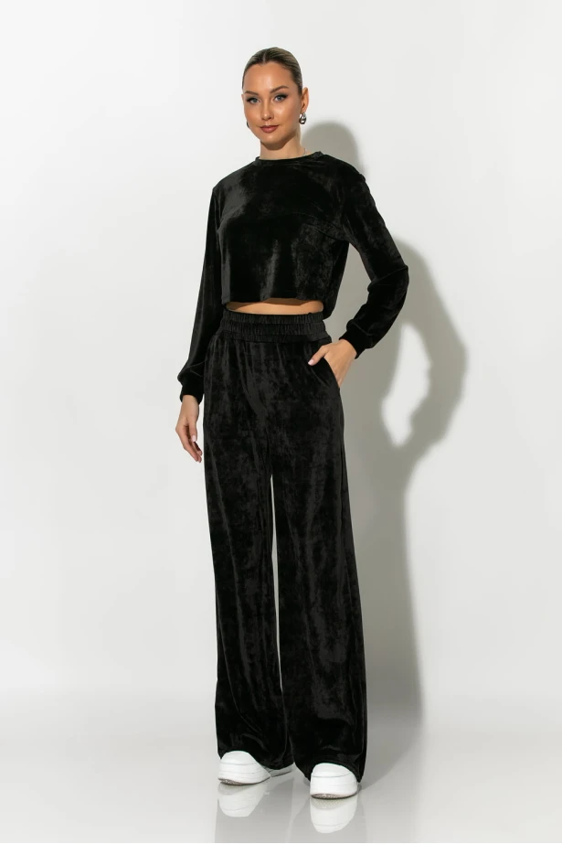 Σετ βελούρ cropped μπλούζα και wide leg παντελόνι μαύρο
