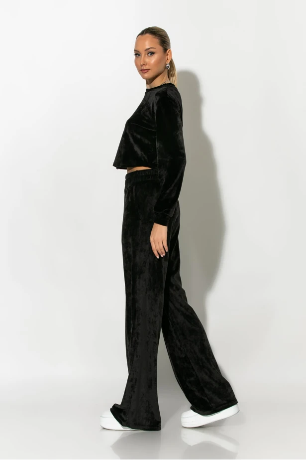 Σετ βελούρ cropped μπλούζα και wide leg παντελόνι μαύρο