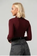 Κορμάκι με ψηλό λαιμό και thumb holes μπορντό