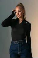 Μπλούζα με φερμουάρ και thumb holes μαύρο