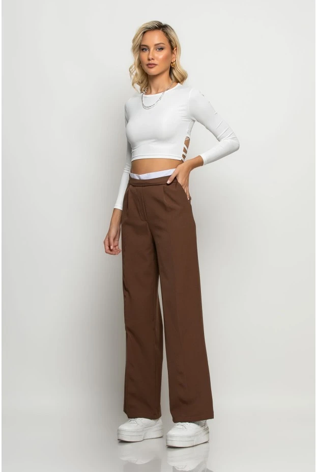 Crop top μακρυμάνικο με ανοίγματα στην πλάτη λευκό