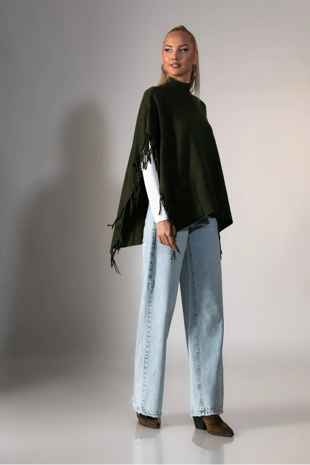 Πόντσο με κρόσια χακί