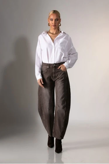 Jean baggy barrel με ραφές καφέ