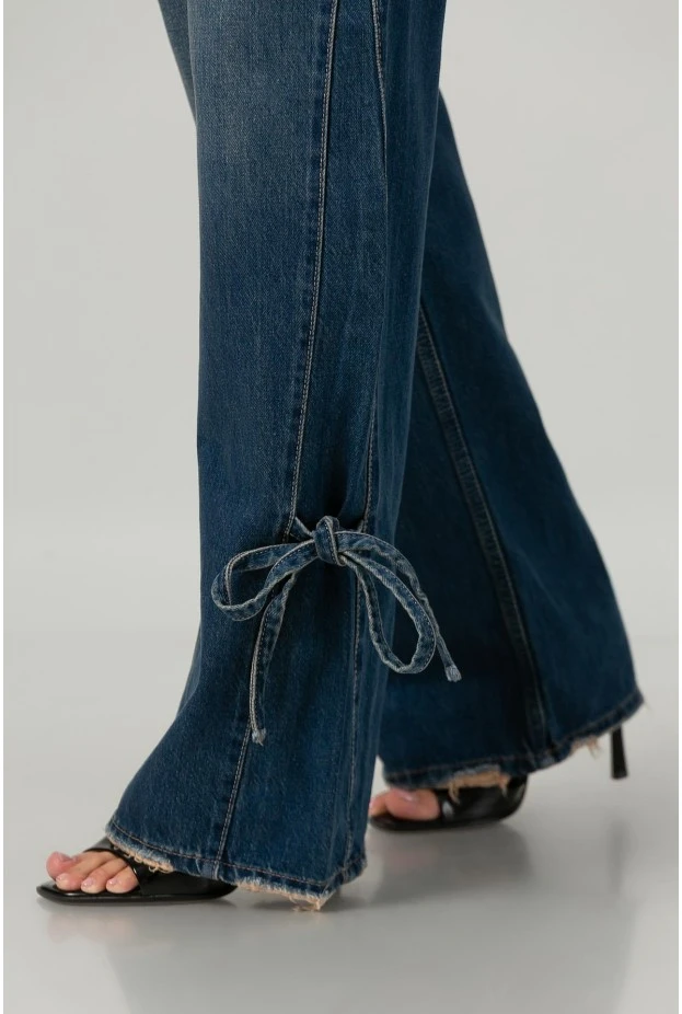 Jean straight leg με δέσιμο στο κάτω μέρος μπλε