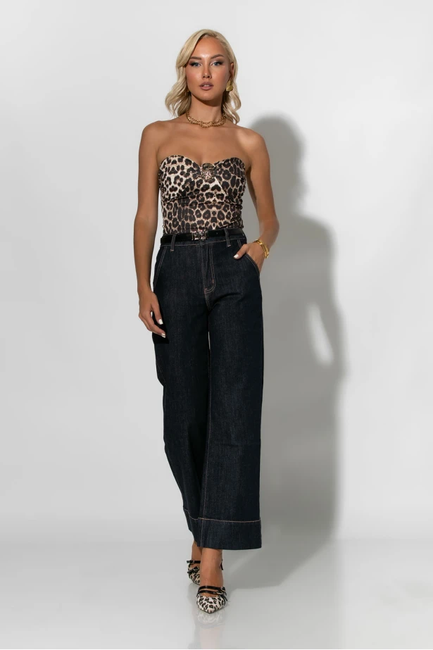 Jean straight fit με ρεβέρ μπλε ντένιμ Jean straight fit με ρεβέρ μπλε ντένιμ