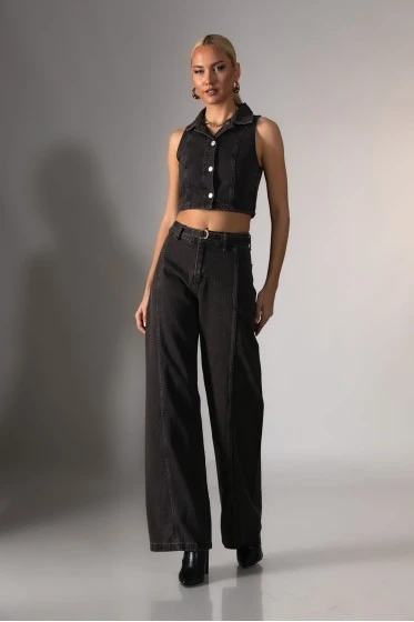 Jean wide leg με ζωνάκι καφέ