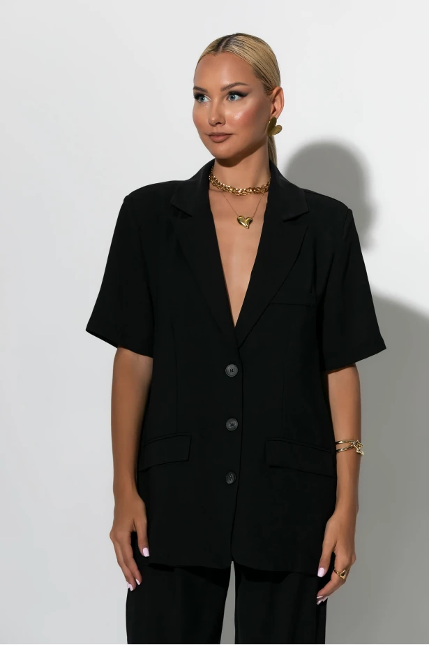 Σετ παντελόνα και κοντομάνικο blazer με βάτες μαύρο Σετ παντελόνα και κοντομάνικο blazer με βάτες μαύρο