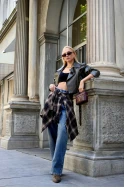 Jacket δερματίνη με ζώνη και φερμουάρ χακί