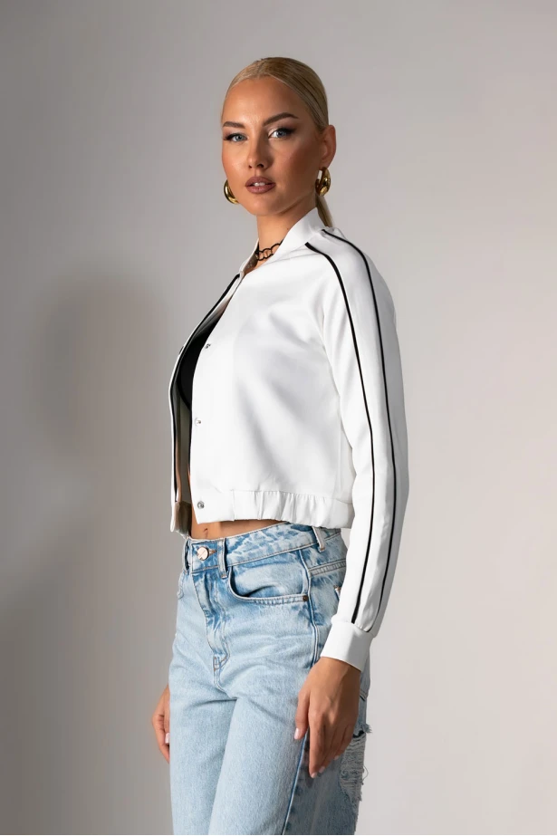 Cropped jacket με ρίγες στα μανίκια λευκό