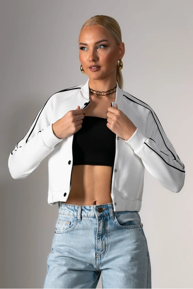Cropped jacket με ρίγες στα μανίκια λευκό