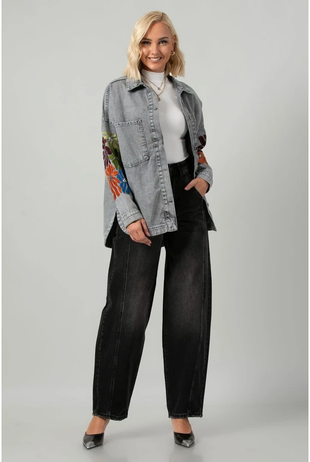 Jean jacket oversized με κεντητά λουλούδια γκρι