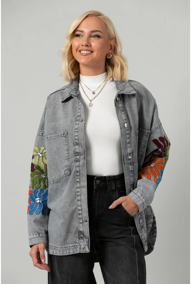 Jean jacket oversized με κεντητά λουλούδια γκρι
