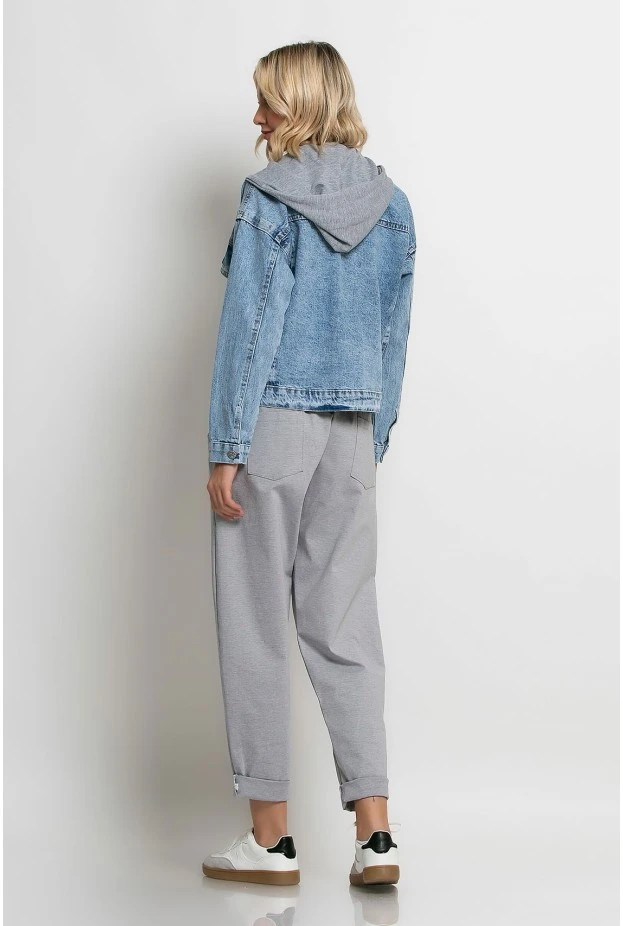 Jean jacket με μεγάλες τσέπες και αποσπώμενη κουκούλα μπλε ανοιχτό