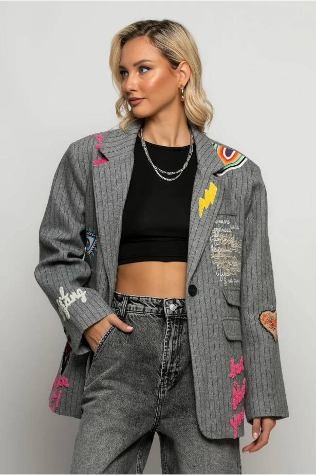 Blazer ριγέ με paches γκρι Blazer ριγέ με paches γκρι