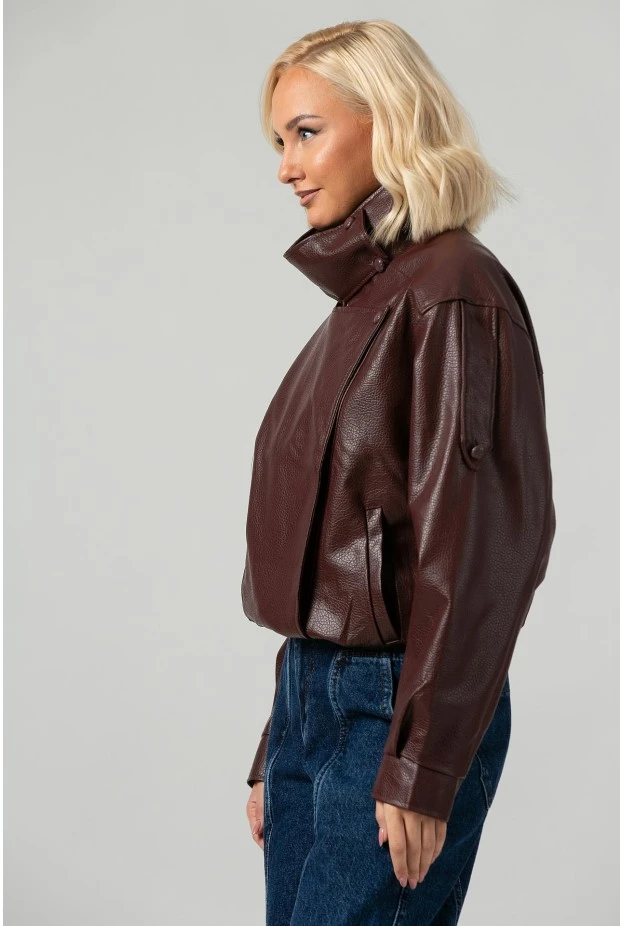Leather jacket με ψηλό λαιμό και λάστιχο μπορντό