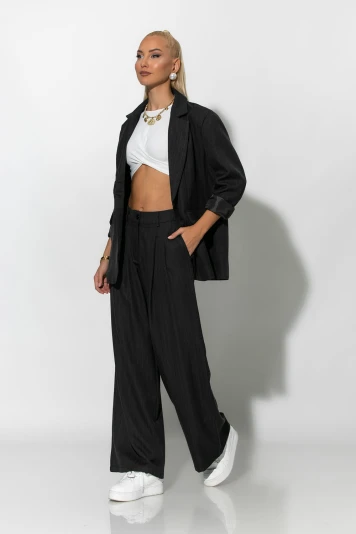 Σετ ριγέ παντελόνα και blazer με βάτες μαύρο