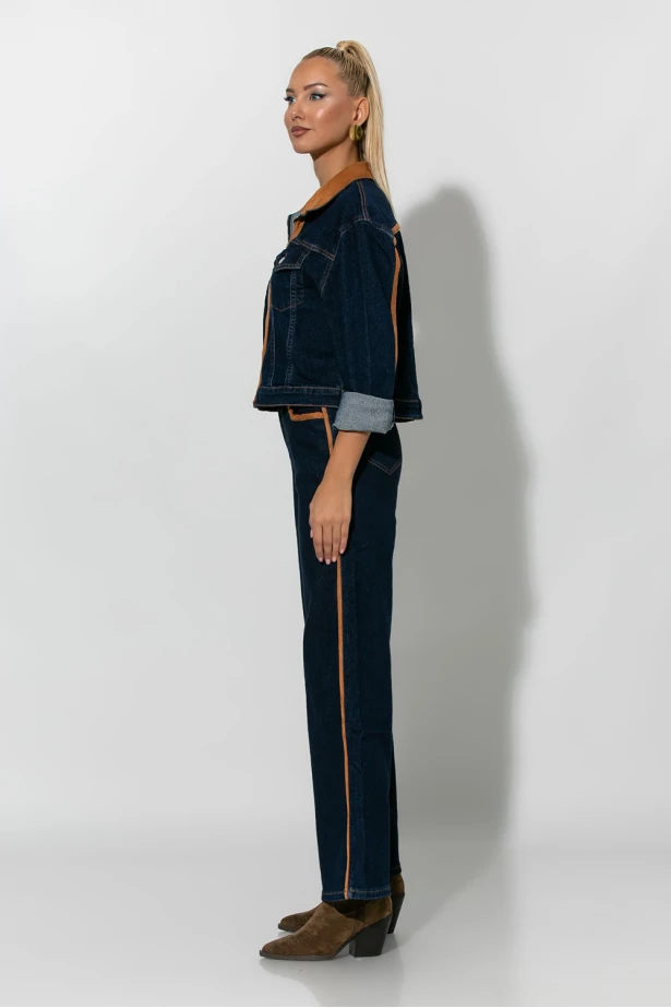 Σετ jean jacket και παντελόνι jean με ζώνη και λεπτομέρειες απο σουέντ μπλε σκούρο Σετ jean jacket και παντελόνι jean με ζώνη και λεπτομέρειες απο σουέντ μπλε σκούρο
