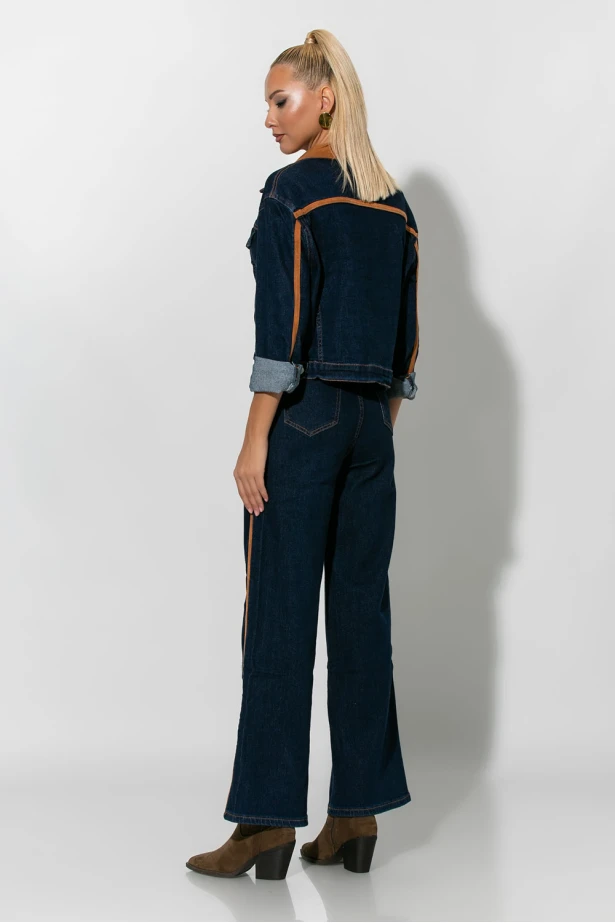 Σετ jean jacket και παντελόνι jean με ζώνη και λεπτομέρειες απο σουέντ μπλε σκούρο Σετ jean jacket και παντελόνι jean με ζώνη και λεπτομέρειες απο σουέντ μπλε σκούρο