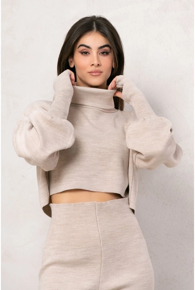 Πλεκτό σετ με παντελόνι και crop top μπλούζα μπέζ